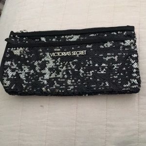 Victoria’s Secret Mermaid Sequin Clutch 🧜‍♀️